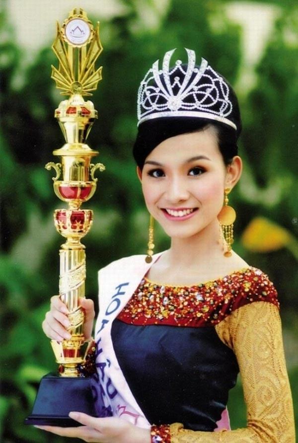 Thời điểm đăng quang, Thùy Lâm gây ấn tượng với gương mặt đậm nét Á Đông cùng số đo 3 vòng chuẩn chỉnh: 88 - 60 - 90 (cm) cùng chiều cao 1m70. Cô cũng là Hoa hậu Hoàn vũ đầu tiên của Việt Nam và cũng là Hoa hậu Hoàn vũ duy nhất không có final walk.