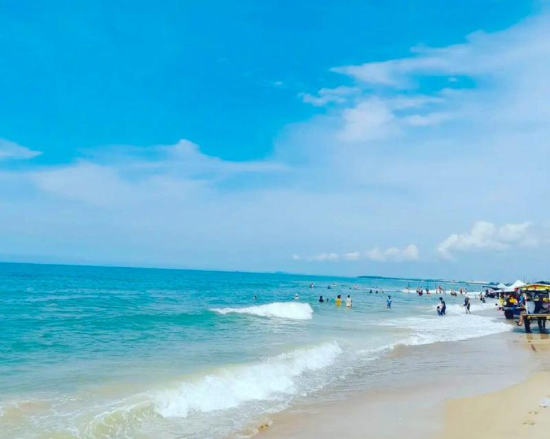Lagi là một vùng biển đẹp, thơ mộng